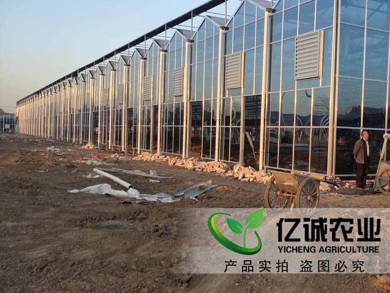智能玻璃溫室大棚報(bào)價(jià)高不高？全面解析，廠家解答！